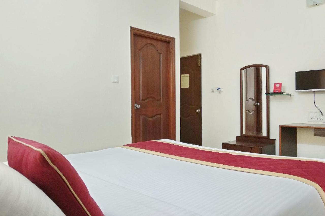Super Oyo Capital O Premium Hotel Victoria Heights Near Sri Someshwara Swami Temple Bangalore Dış mekan fotoğraf