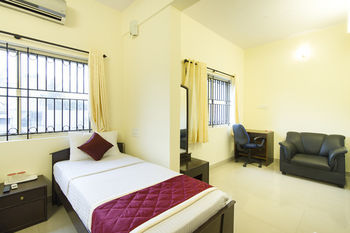 Super Oyo Capital O Premium Hotel Victoria Heights Near Sri Someshwara Swami Temple Bangalore Dış mekan fotoğraf